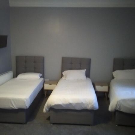 Newcastle West Hotel&Bar Zimmer foto