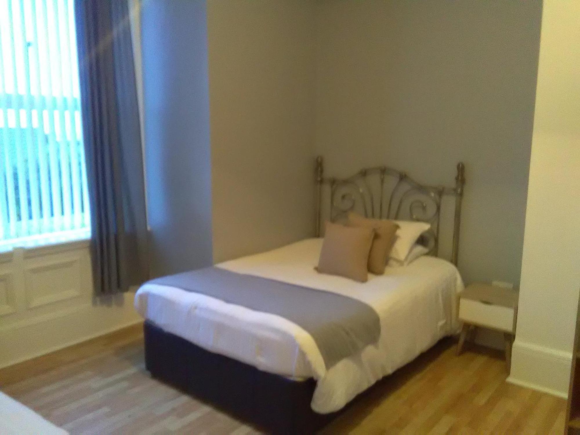 Newcastle West Hotel&Bar Zimmer foto